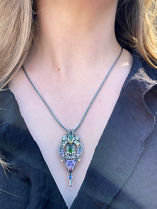 Handmade Crystal Pendants - Amortentia